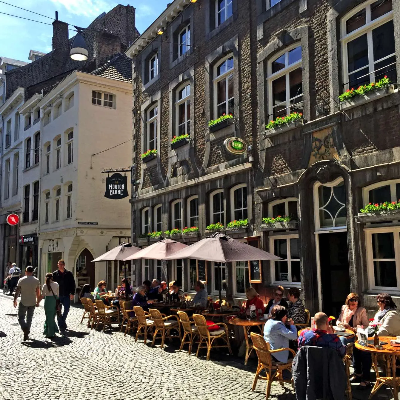 Grand Café Au Mouton Blanc